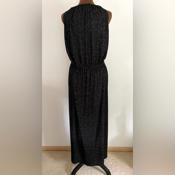 Loft Tie front Maxi Dress with cinched elastic waist. - Picture 8 of 8